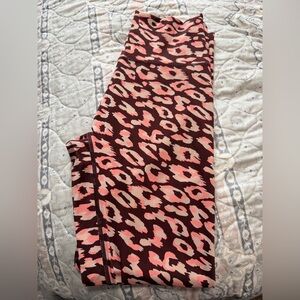 Offline by Aerie Leggings Size M